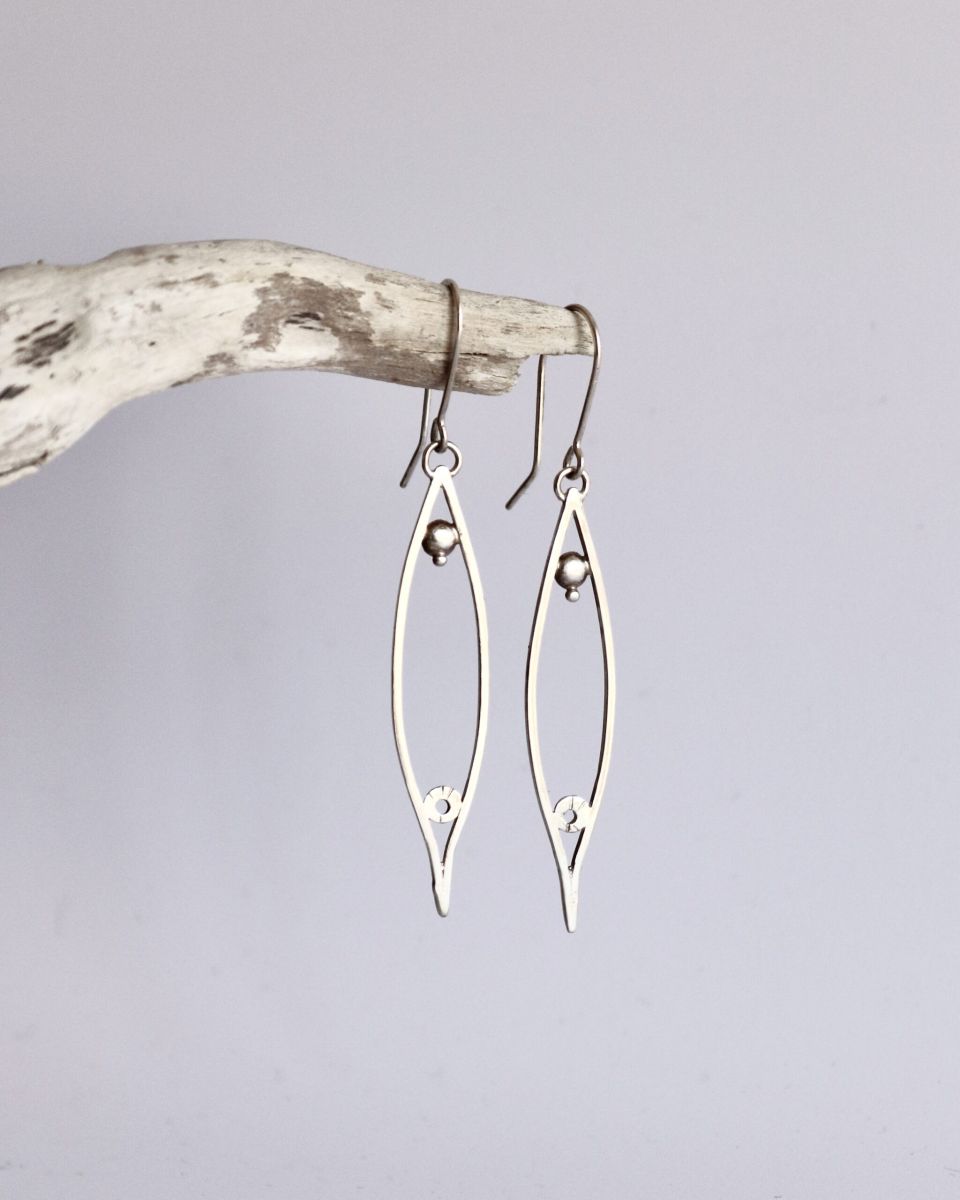 Boucles Elyan, boucles d’oreilles en argent fait main par Maryjou — vue 2