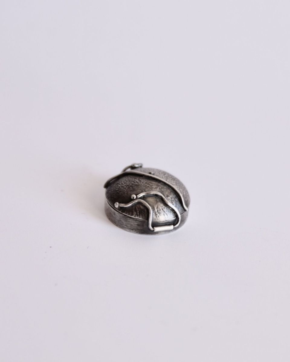 Boîte Dôme, objet en argent fait main par Maryjou — vue 6