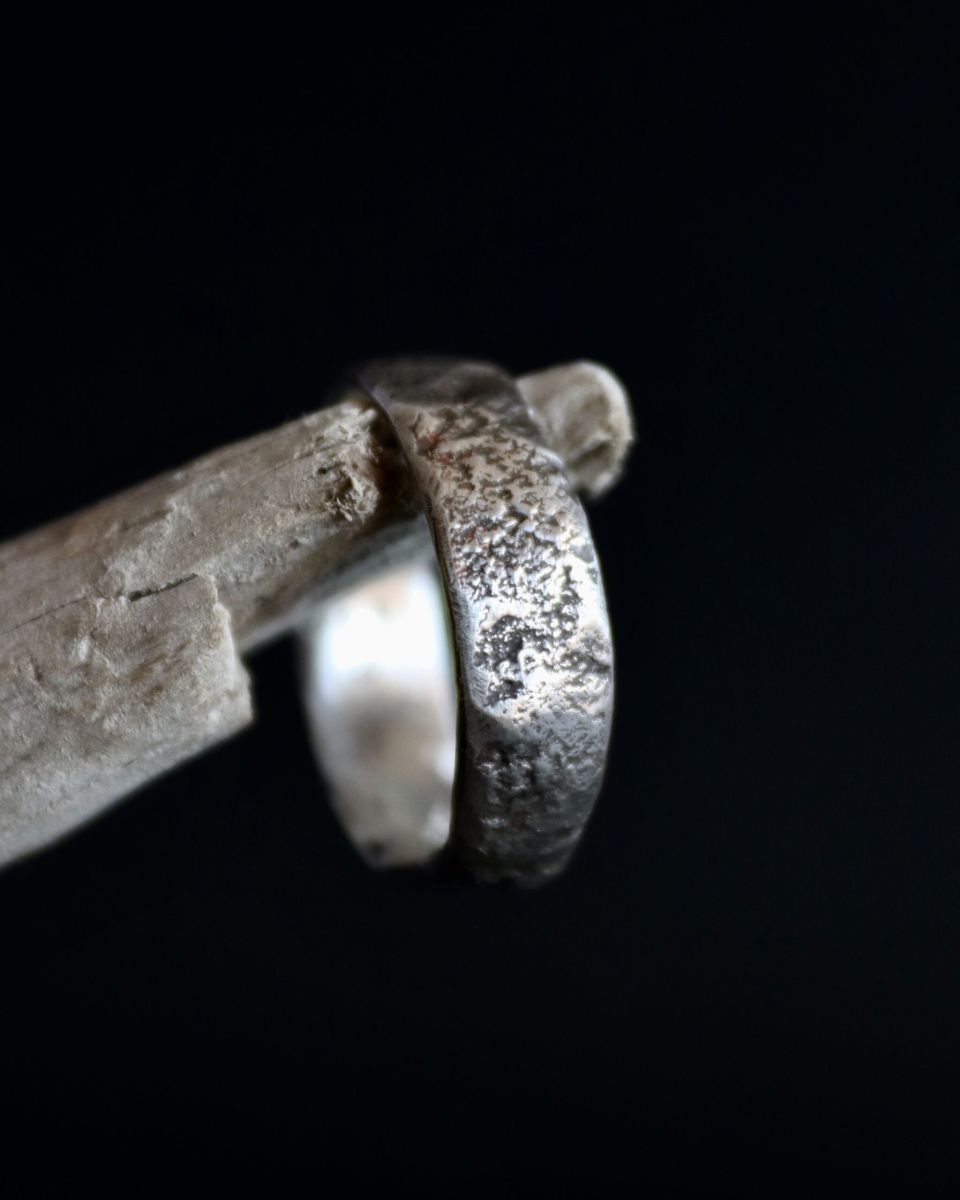 Bague l'Yrrégulière, bague en argent fait main par Maryjou — vue 5