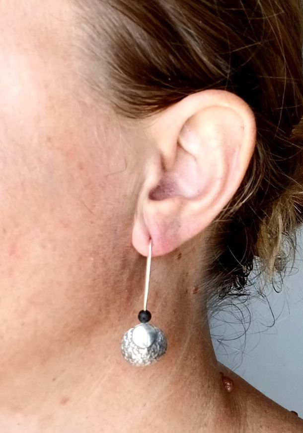 Boucles Tellura, boucles d’oreilles en argent fait main par Maryjou