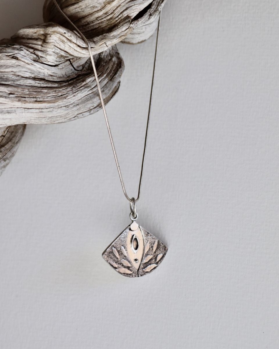 Pendentif Folia, pendentif en argent fait main par Maryjou