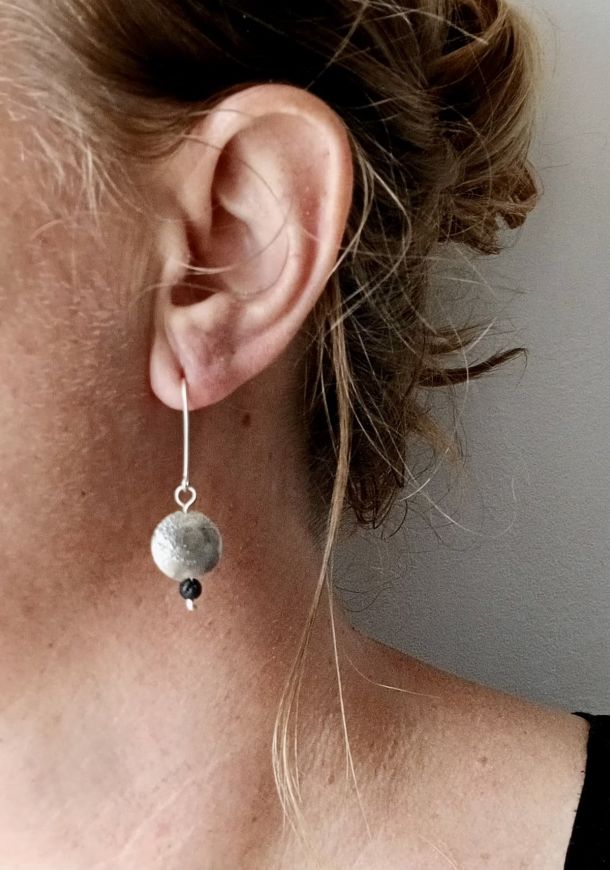 Boucles Soucoupes, boucles d’oreilles en argent fait main par Maryjou
