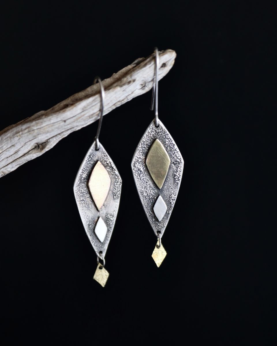 Boucles Tika, boucles d’oreilles en argent fait main par Maryjou — vue 2