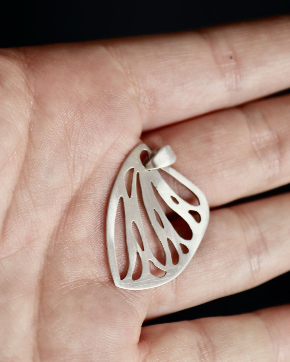 Pendentif Ayle, pendentif en argent fait main par Maryjou — vue 3