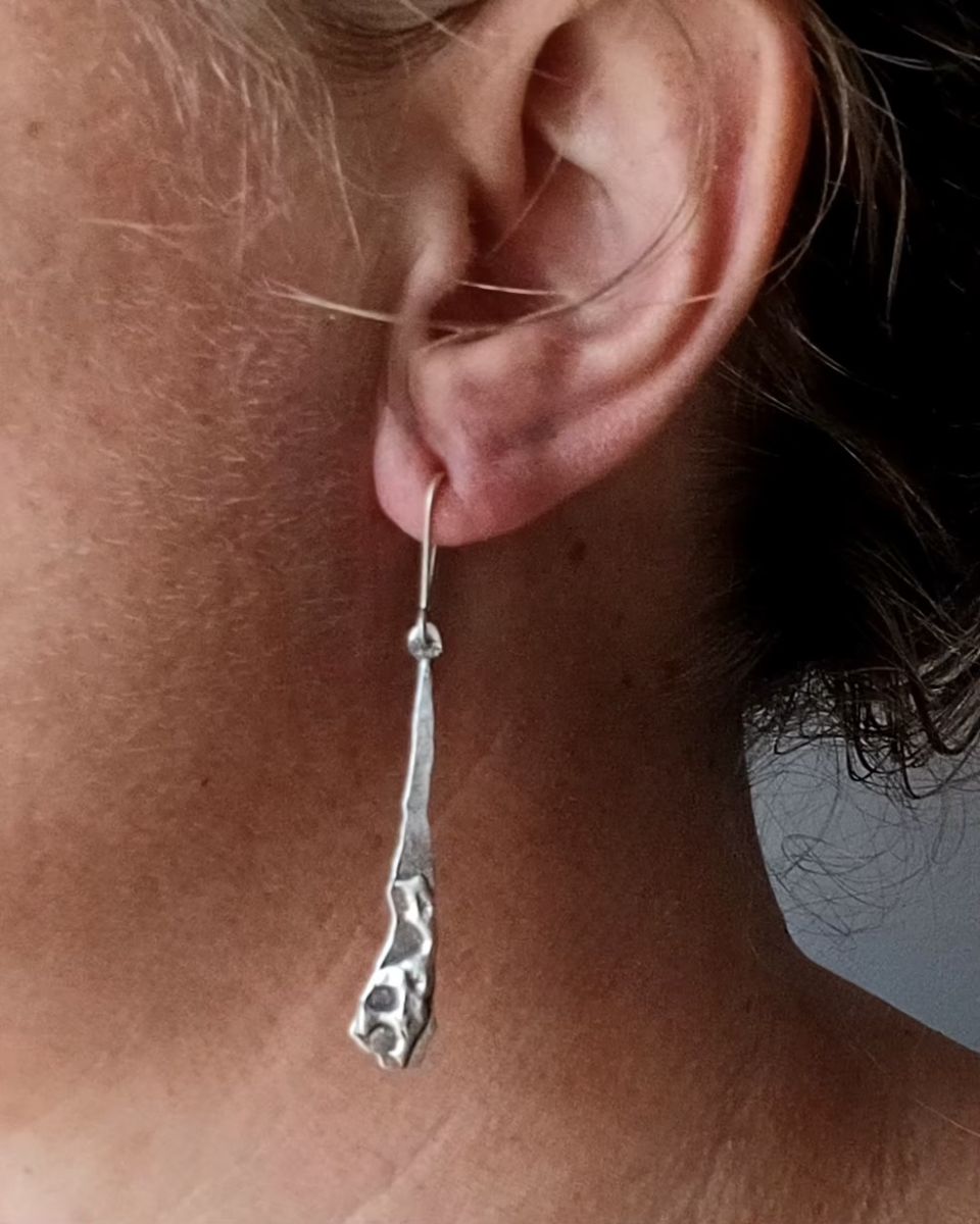 Boucles eclosion, boucles d’oreilles en argent fait main par Maryjou