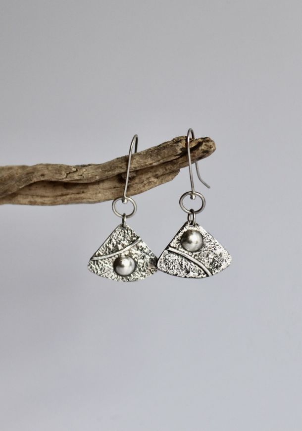 Boucles Arcane, boucles d’oreilles en argent fait main par Maryjou