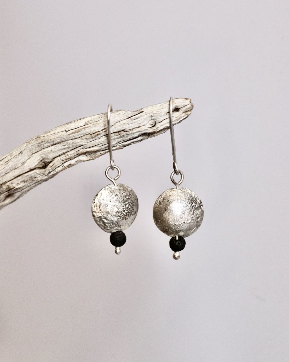 Boucles Soucoupes, boucles d’oreilles en argent fait main par Maryjou — vue 5