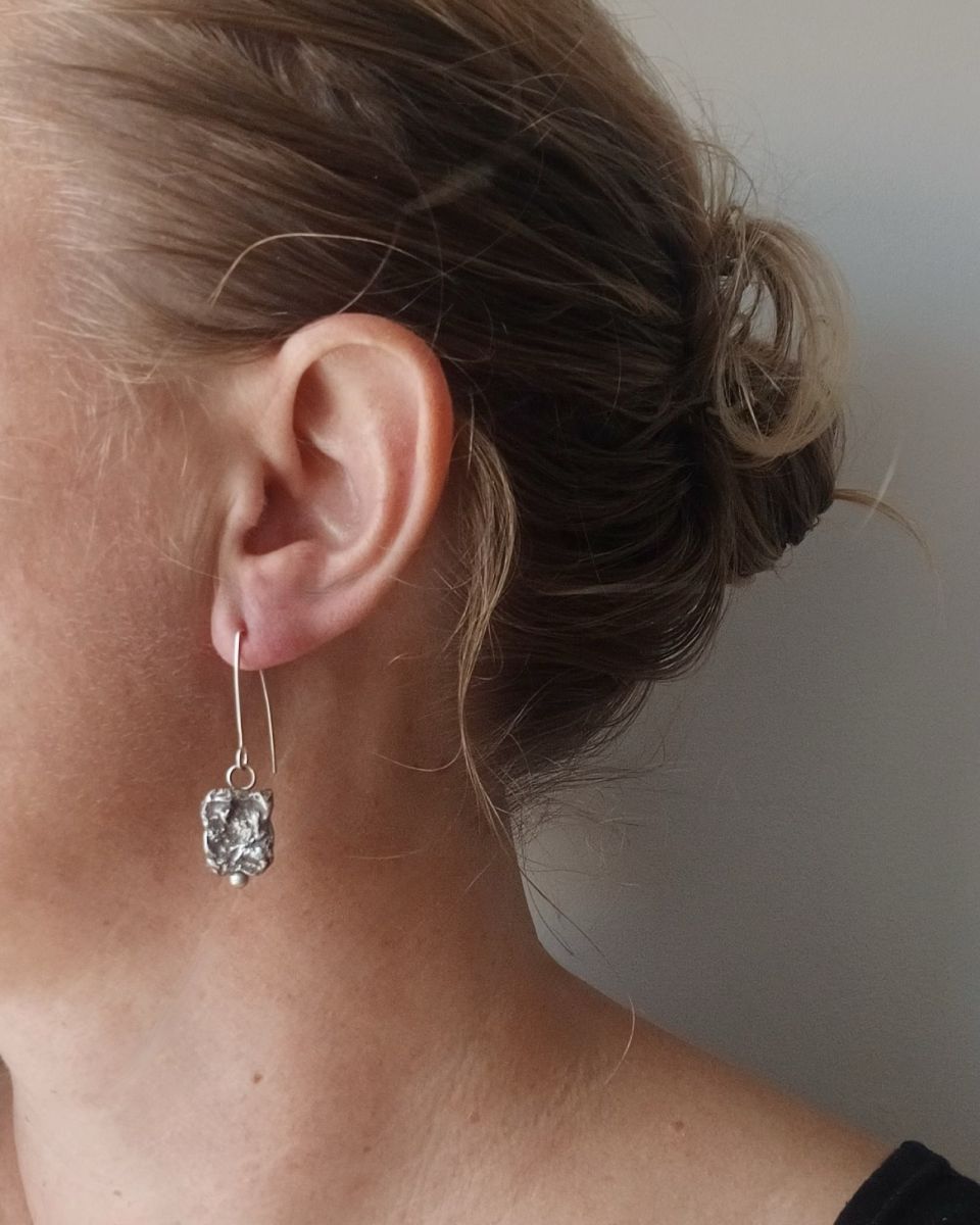 Boucles Fracta, boucles d’oreilles en argent fait main par Maryjou