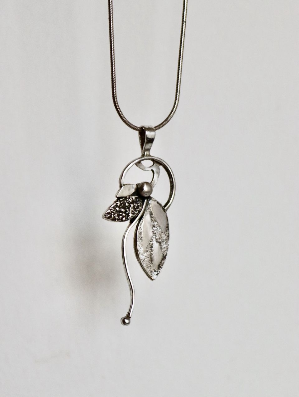 Pendentif feuillée, pendentif en argent fait main par Maryjou