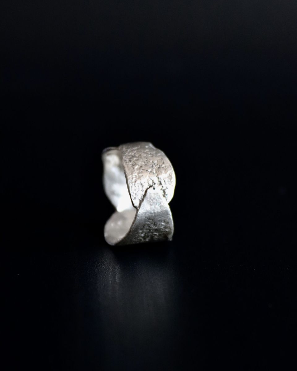 Bague pétale, bague en argent fait main par Maryjou — vue 5