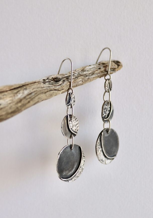Boucles Lunes, boucles d’oreilles en argent fait main par Maryjou
