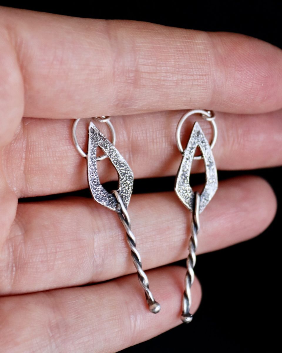 Boucles kodé, boucles d’oreilles en argent fait main par Maryjou — vue 4