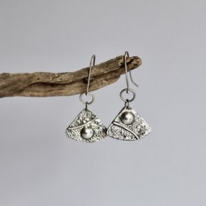 Boucles Arcane, boucles d’oreilles en argent fait main par Maryjou