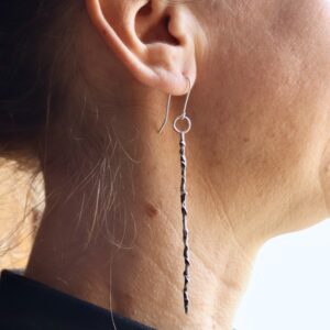Boucles Lignes, boucles d’oreilles en argent fait main par Maryjou