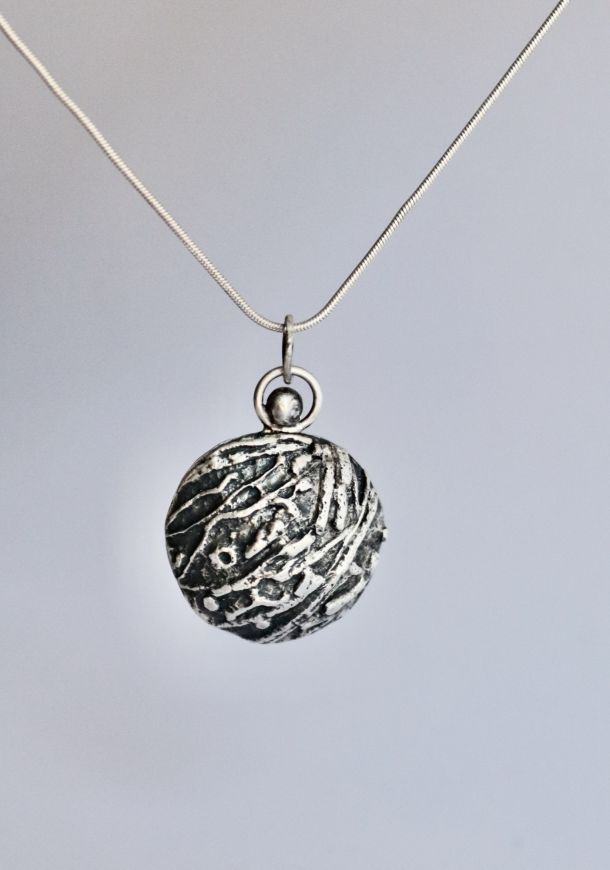 Pendentif Noy, pendentif en argent fait main par Maryjou
