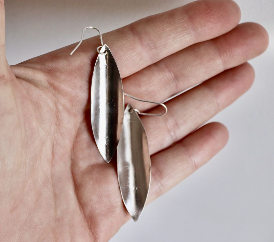Boucles Elyne, boucles d’oreilles en argent fait main par Maryjou — vue 6