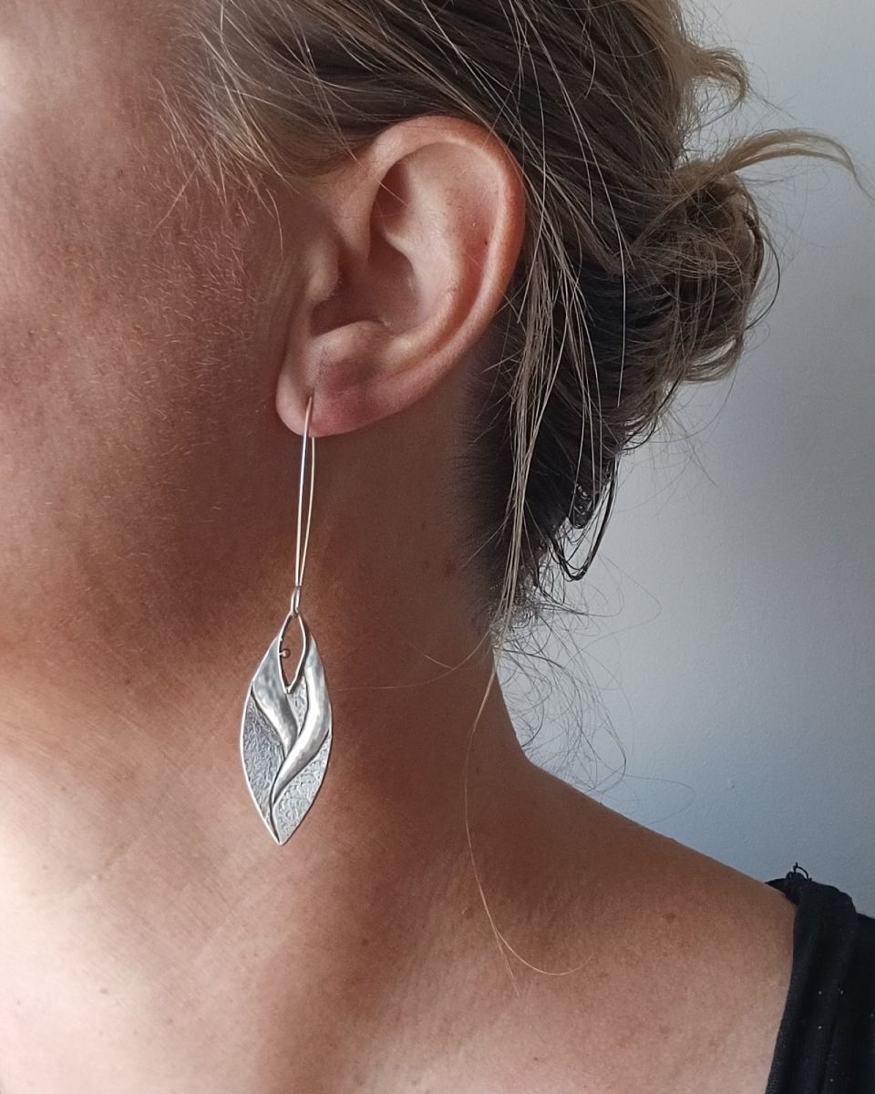 Boucles Liora, boucles d’oreilles en argent fait main par Maryjou