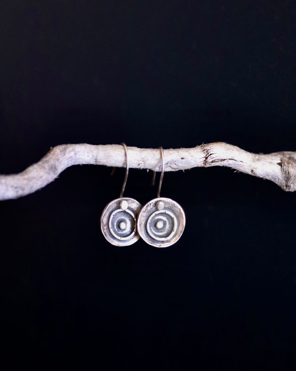 Boucles reversibles Ondes, boucles réversibles en argent fait main par Maryjou — vue 4