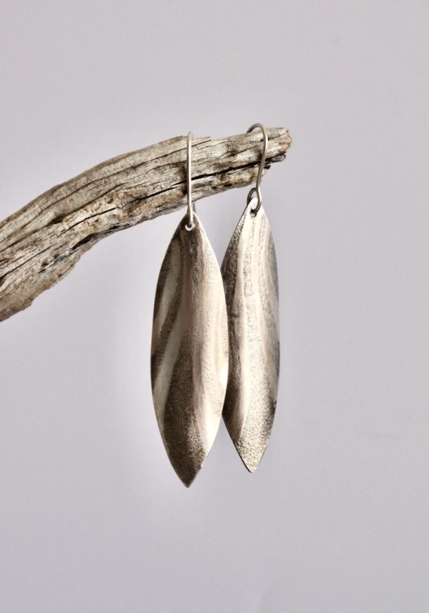 Boucles Elyne, boucles d’oreilles en argent fait main par Maryjou — vue 5