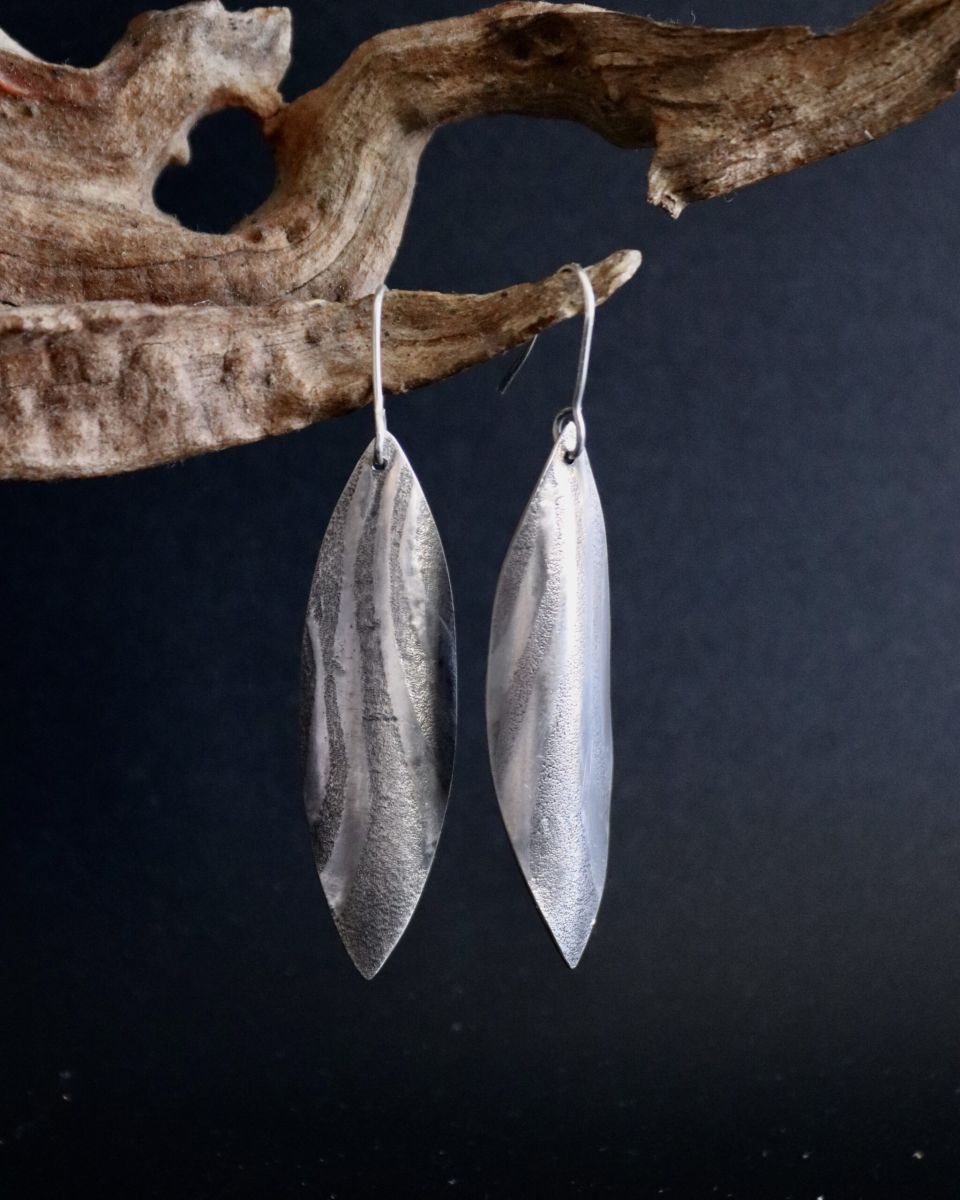 Boucles Elyne, boucles d’oreilles en argent fait main par Maryjou — vue 3