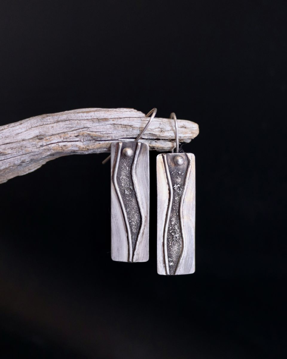 Boucles reversibles empreintes, boucles réversibles en argent fait main par Maryjou — vue 4