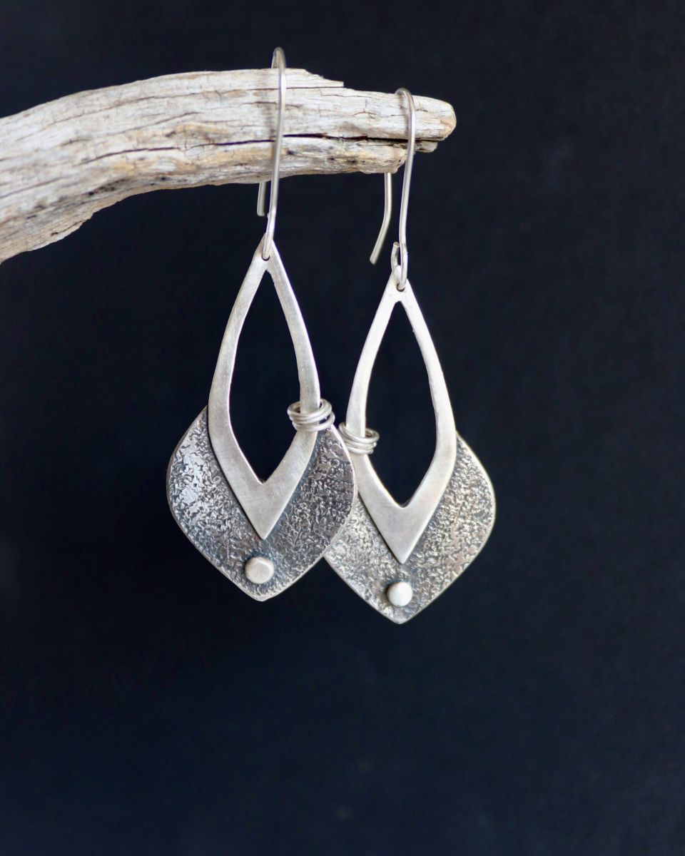 Boucles Arabesques, boucles d’oreilles en argent fait main par Maryjou — vue 2