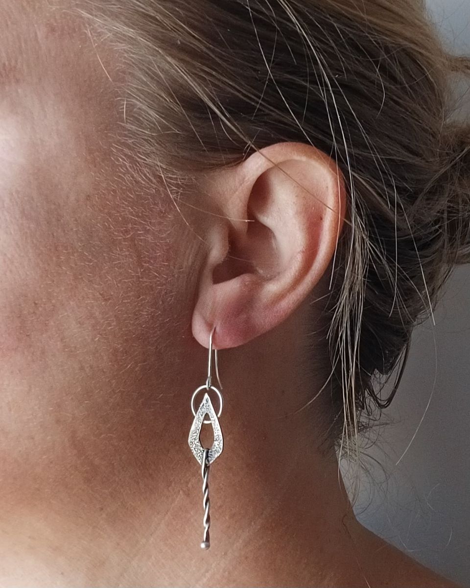 Boucles kodé, boucles d’oreilles en argent fait main par Maryjou