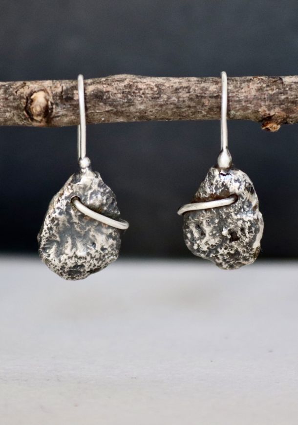 Boucles Roc, boucles d’oreilles en argent fait main par Maryjou