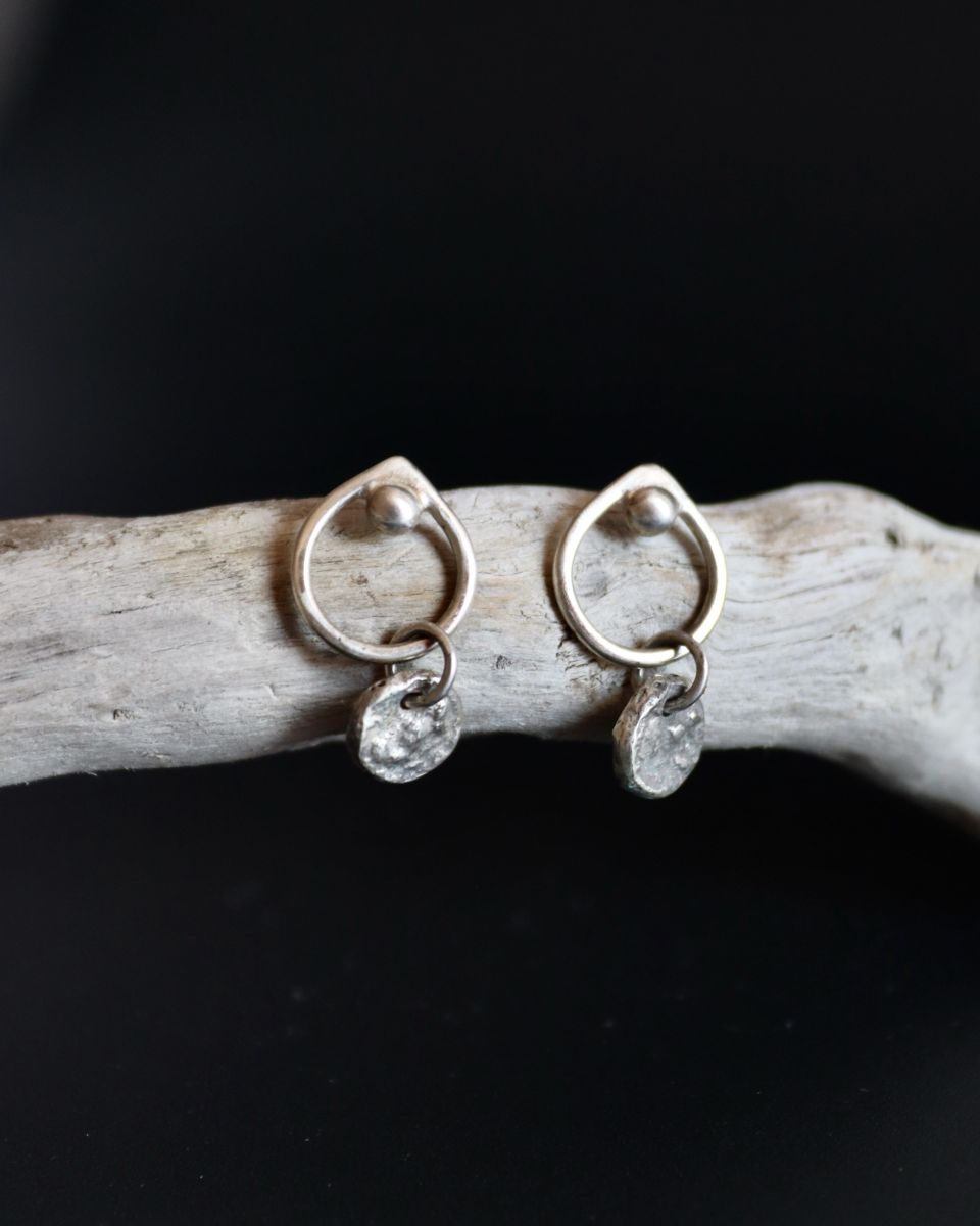 Boucles Tygout 2 Boucles Tygout, boucles d’oreilles en argent fait main par Maryjou — vue 2