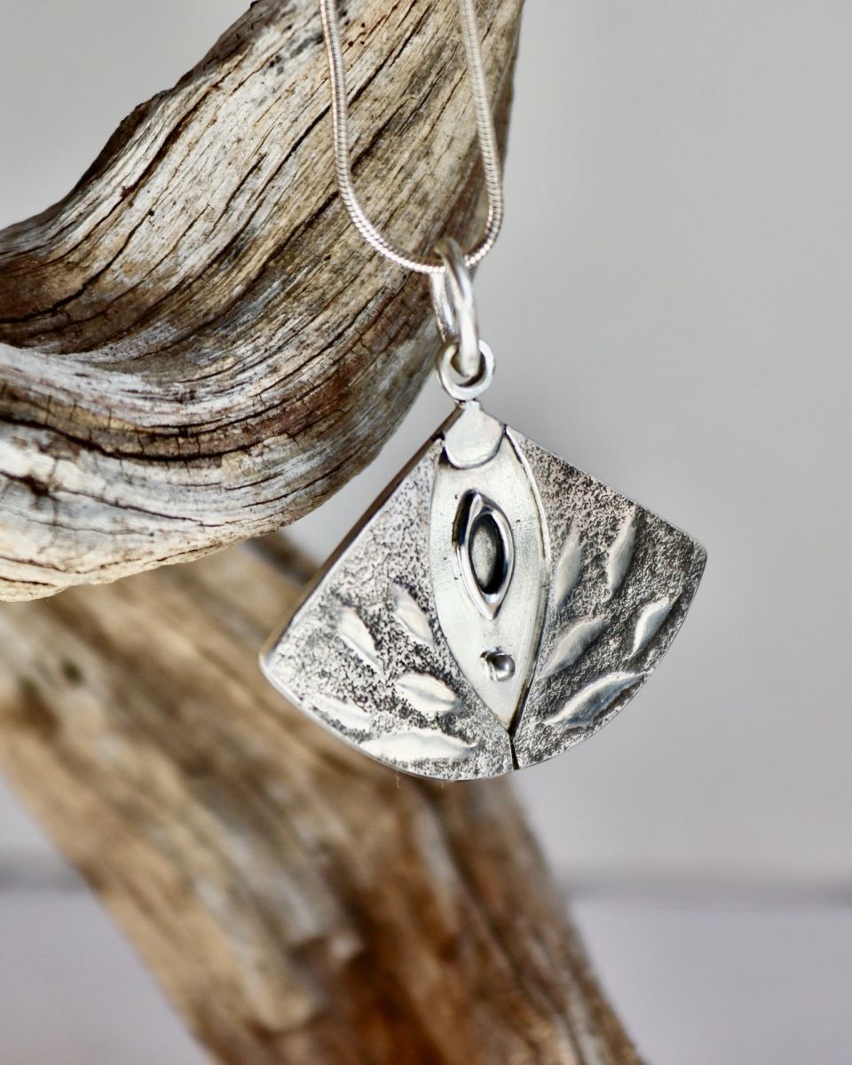 Pendentif Folia, pendentif en argent fait main par Maryjou — vue 4