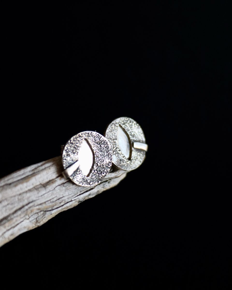 Boucles Mira, boucles d’oreilles en argent fait main par Maryjou