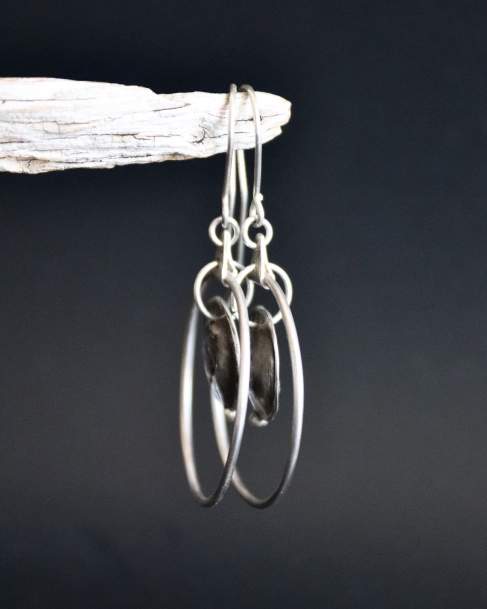 Boucles Lunja, boucles d’oreilles en argent fait main par Maryjou