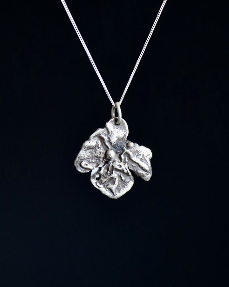 Pendentif Vygne 5 Pendentif Vygne, pendentif en argent fait main par Maryjou — vue 5