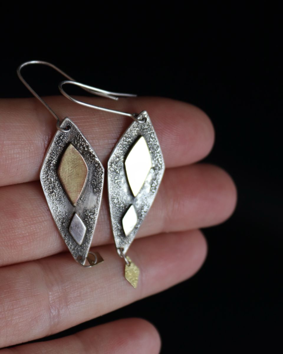 Boucles Tika 3 Boucles Tika, boucles d’oreilles en argent fait main par Maryjou — vue 3