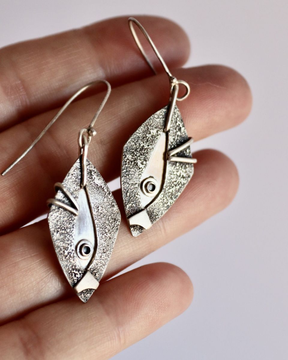 Boucles Hemera, boucles d’oreilles en argent fait main par Maryjou — vue 4