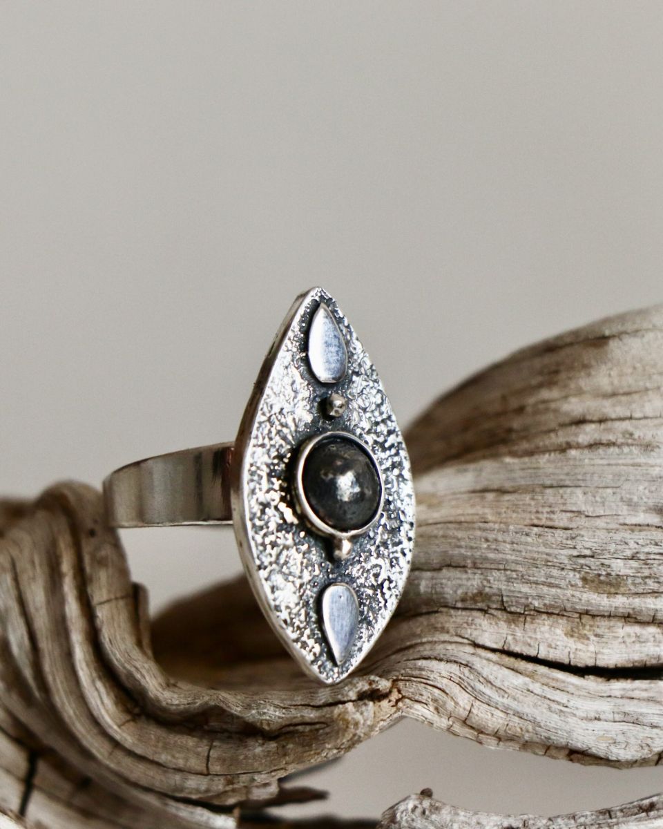 Bague Yris, bague en argent fait main par Maryjou