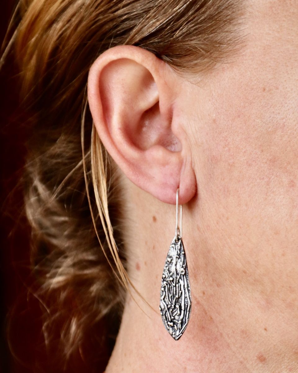 Boucles mary, boucles d’oreilles en argent fait main par Maryjou — vue 3
