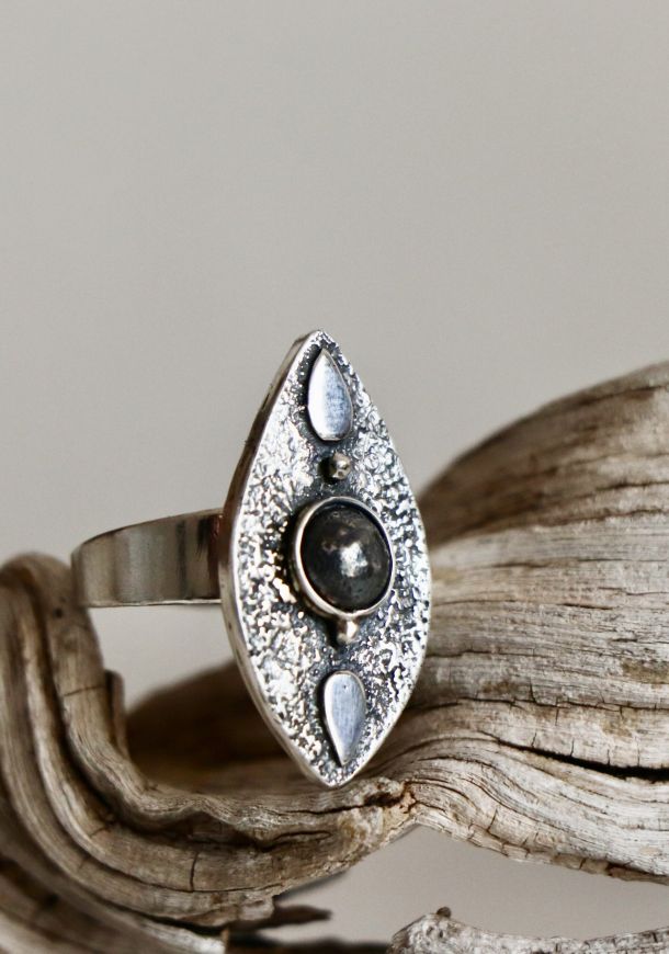 Bague Yris, bague en argent fait main par Maryjou