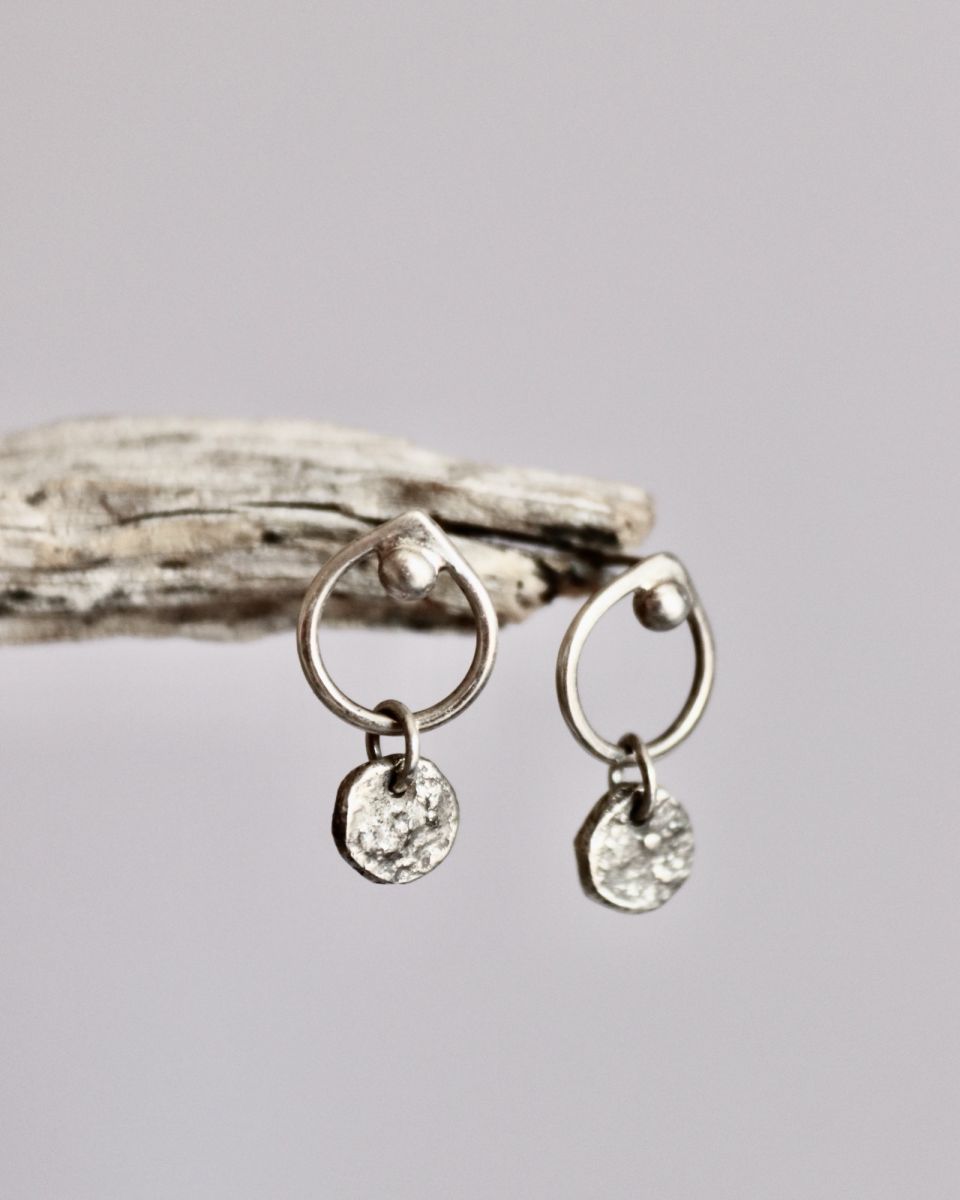 Boucles Tygout 1 Boucles Tygout, boucles d’oreilles en argent fait main par Maryjou — vue 3