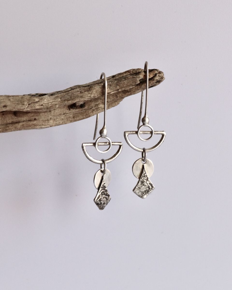Boucles Naya 1 Boucles Naya, boucles d’oreilles en argent fait main par Maryjou — vue 2