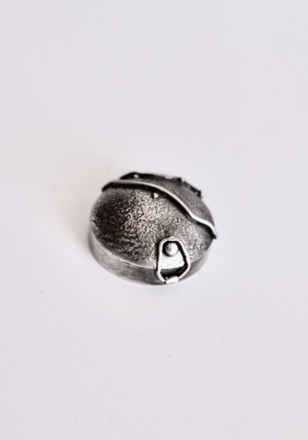 Boîte Dôme, objet en argent fait main par Maryjou
