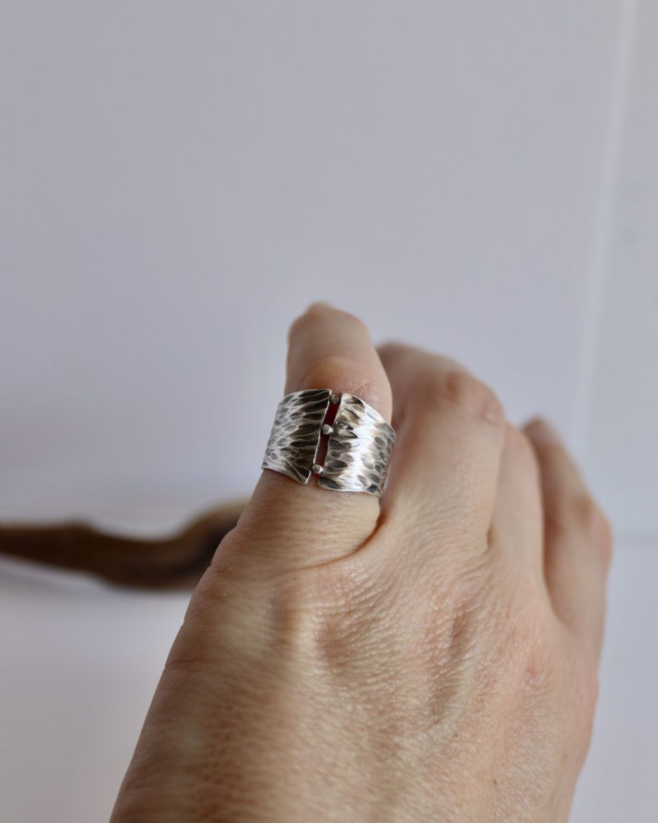Bague empreinte, bague en argent fait main par Maryjou — vue 5