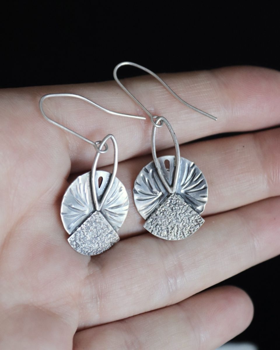 Boucles Taliya, boucles d’oreilles en argent fait main par Maryjou — vue 5