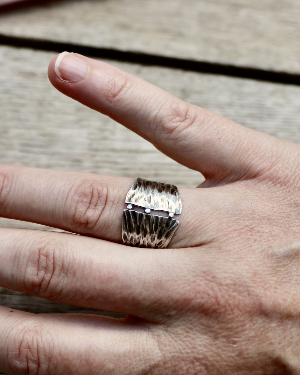 Bague empreinte, bague en argent fait main par Maryjou — vue 7
