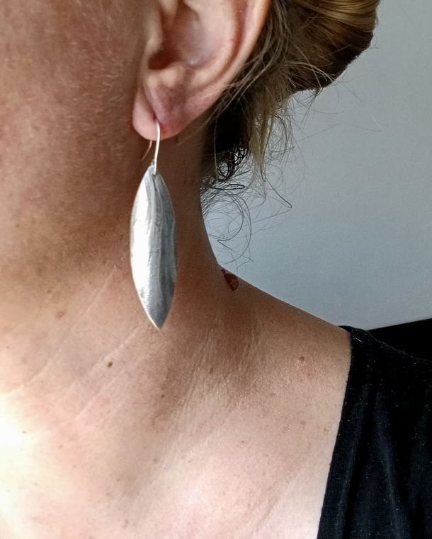 Boucles Elyne, boucles d’oreilles en argent fait main par Maryjou