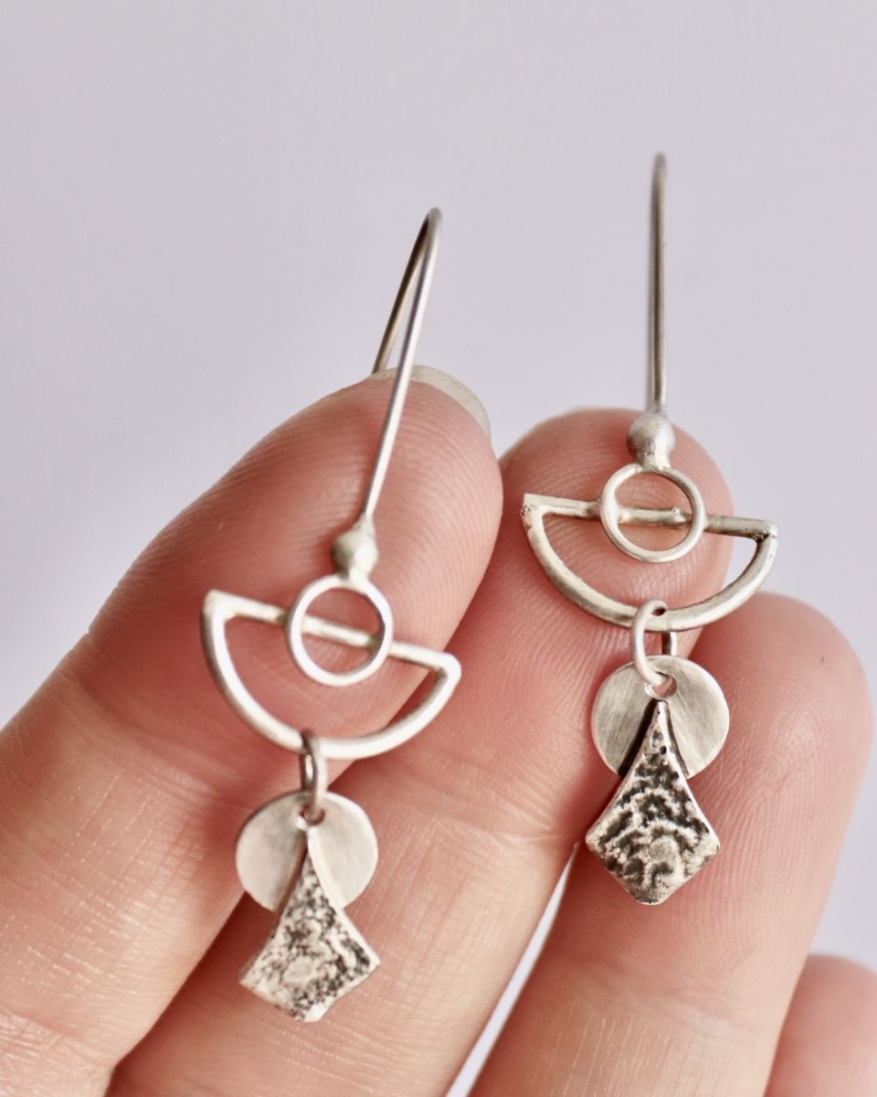 Boucles Naya 3 Boucles Naya, boucles d’oreilles en argent fait main par Maryjou — vue 4